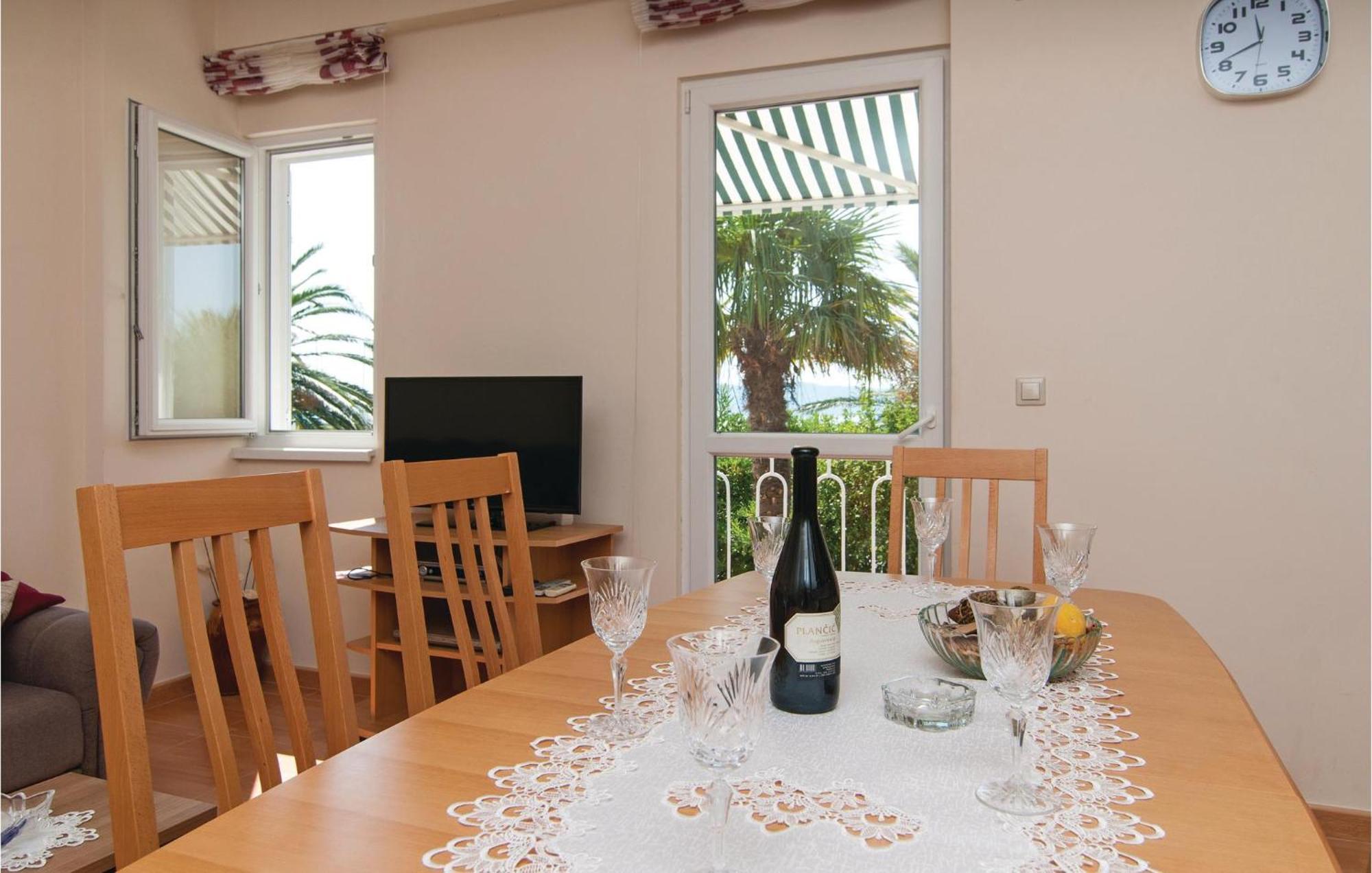 Gorgeous Home In Kastel Gomilica With Wifi Kastela Luaran gambar