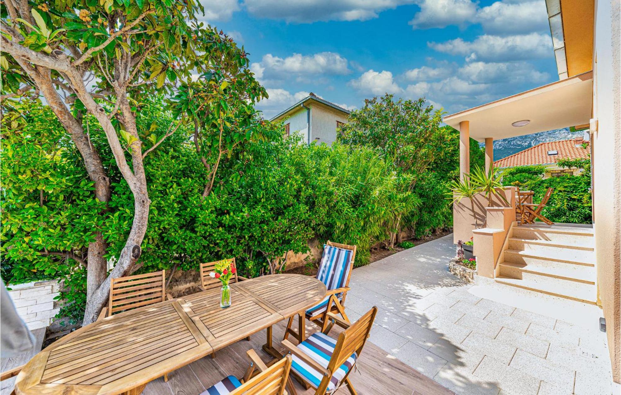 Gorgeous Home In Kastel Gomilica With Wifi Kastela Luaran gambar